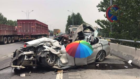 為什么說打死都不建議買SUV？SUV和轎車的差距，跑了長途你就懂了