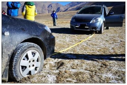 自駕出游陷車了？別擔心，用這一招就可以了